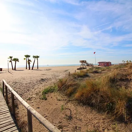 Global Properties, 5 Personas Con Terraza Y Vistas A La Piscina *