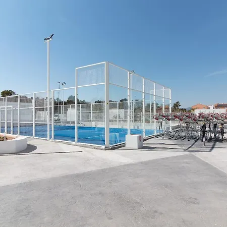 Апартаменты Global Properties, 5 Personas Con Terraza Y Vistas A La Piscina Канет-де-Беренгер