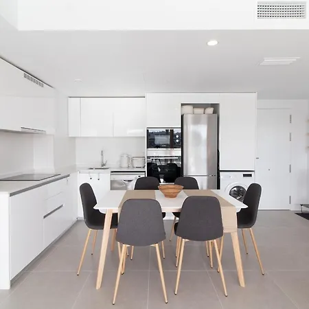 アパート Global Properties, 5 Personas Con Terraza Y Vistas A La Piscina