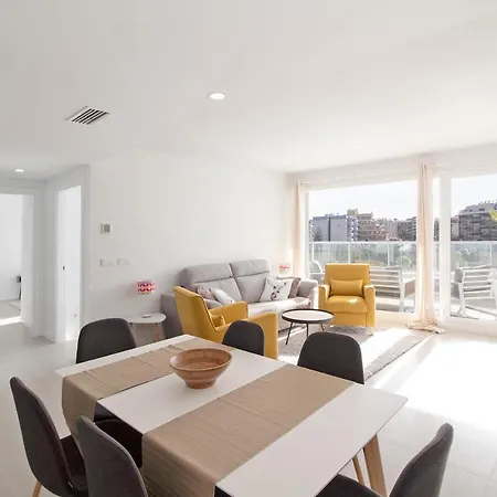 Global Properties, 5 Personas Con Terraza Y Vistas A La Piscina